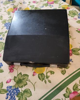  macchina da scrivere silverette 2