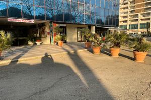 Locale commerciale fronte strada