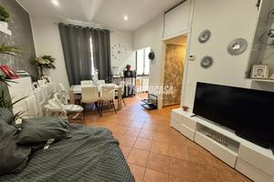 RIF. 541 - BILOCALE RISTRUTTURATO IN CORTE IN CENT