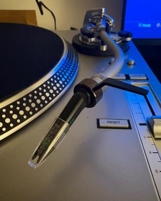 Giradischi Reloop rp7000mk2