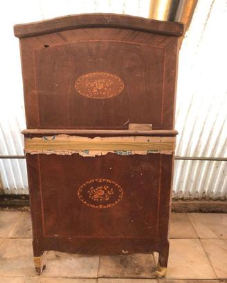 Testate letto  Antiquariato