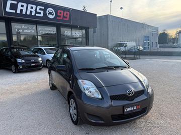 Toyota Yaris 1.0 5 porte Luxury pack