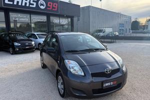 Toyota Yaris 1.0 5 porte Luxury pack