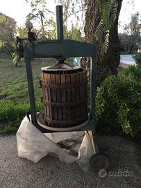 PRESSA PER ENDEMMIA