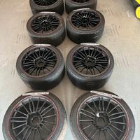 8 cerchi da 18 porsche monodado + 5x130 per pista 