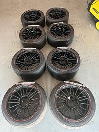 8 cerchi da 18 porsche monodado + 5x130 per pista 