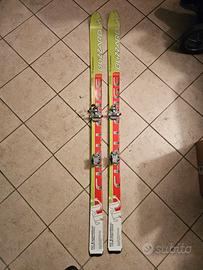 Sci alpinismo 167 cm con attacchi e pelli