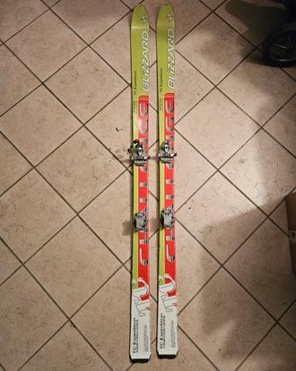 Sci alpinismo 167 cm con attacchi e pelli