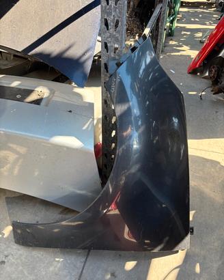 PARAFANGO SINISTRO RENAULT SCENIC ANNO:2011