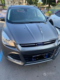 Ford Kuga 2.0 140 cv cambio automatico 4WD