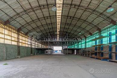 Immobile di 1100 m² a Como