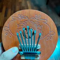 Kalimba pianoforte a pollice