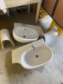 Lavandini bagno con rubinetti