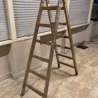 Scala da pittore in legno