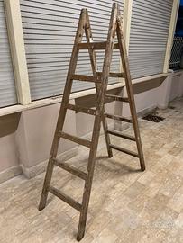 Scala da pittore in legno
