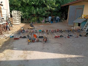 Lotto 28 Attrezzi per giardinaggio