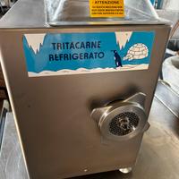Tritacarne refrigerato 22