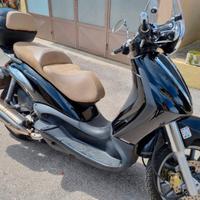 Piaggio BEVERLY 500 i.e CRUISER