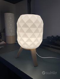 Lampada singola con illuminazione a LED, porta USB