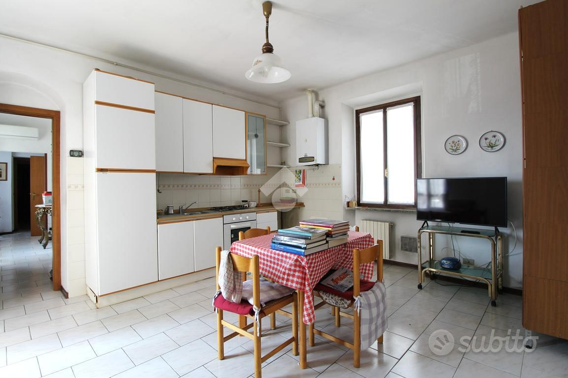 Apartment in Renate, Odosa - Altro