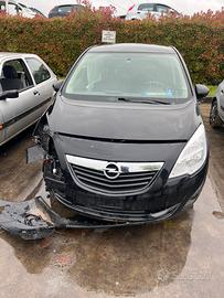 Opel Meriva B per ricambi