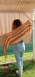 Sciarpa in microfibra Marrone sfumato fatta a mano