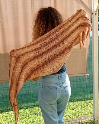 Sciarpa in microfibra Marrone sfumato fatta a mano