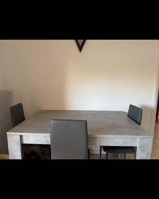 Tavolo completo