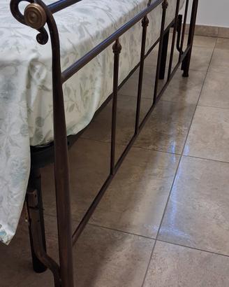 letto matrimoniale in ferro battuto 