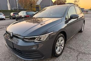 VOLKSWAGEN Golf 1.0 eTSI EVO DSG Life
