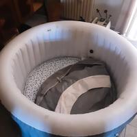 piscina da giardino con idromassaggio 