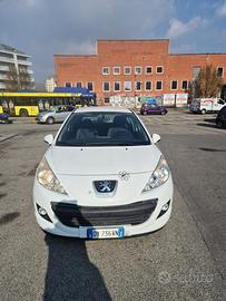 Peugeot 207 benz 2009 bianca perfette condizioni