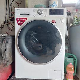 Lavatrice LG TurboWash F4J7TN1W
