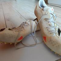 Scarpe chiodate atletica leggera 
