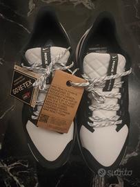 Scarpe Nike nuove cartellino errore numero