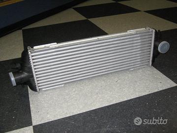 Intercooler OPEL VIVARO
