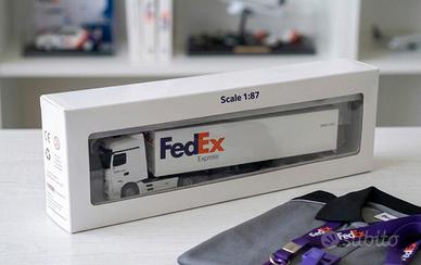 Modellino Camion FedEx Autoarticolato Scala 1:87