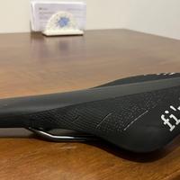 Sella FIZIK  arione R 3 large