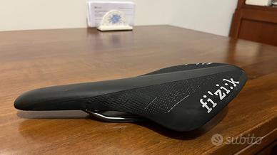 Sella FIZIK  arione R 3 large