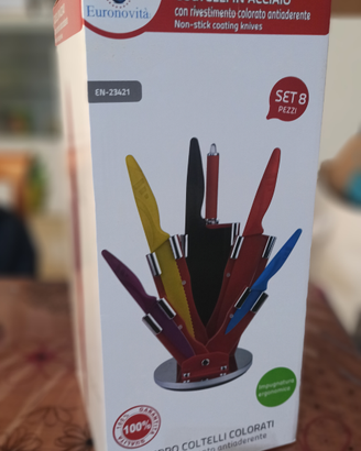 Ceppo coltelli colorati