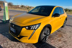 Peugeot 208 Gt line 1.2 PureTech 130EAT8