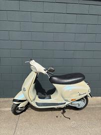 Vespa 50 2012