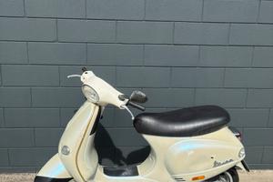 Vespa 50 2012