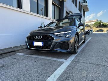 Audi A3 S-Line SPB 30 tdi 116cv