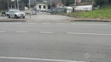Vendita immobile commerciale con piazzale