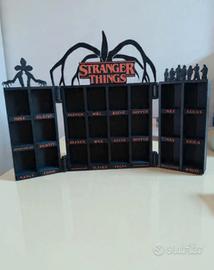 ESPOSITORE STRANGER THINGS