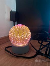 Lampada sfera luminosa da tavolo/scrivania