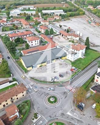 Immobile di 2125 m² con più di 5 locali a San Giov