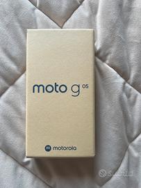 Motorola G05  4+128gb Nuovo, Green