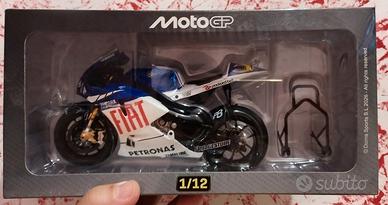 yamaha valentino rossi 2009 motogp 1/12 